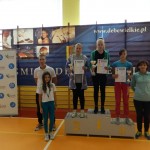Dekoracja dziewczęta z SP z kl. IV-VI i uczestnicy nagrodzeni medalami_1440x1080